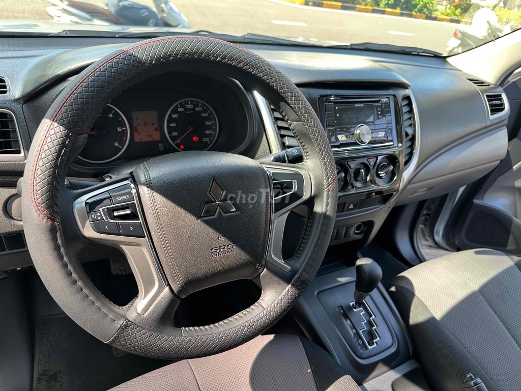 Bán Tải Triton 2017 số tự đông siêu bền tiết kiệm. Mua bán Ô tô tại Thành phố Long Khánh Đồng Nai được đăng bởi Cửa Hàng Xe Máy Thái Phong hình 14