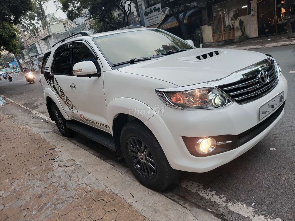 Toyota Fortuner 2016 photo 2
