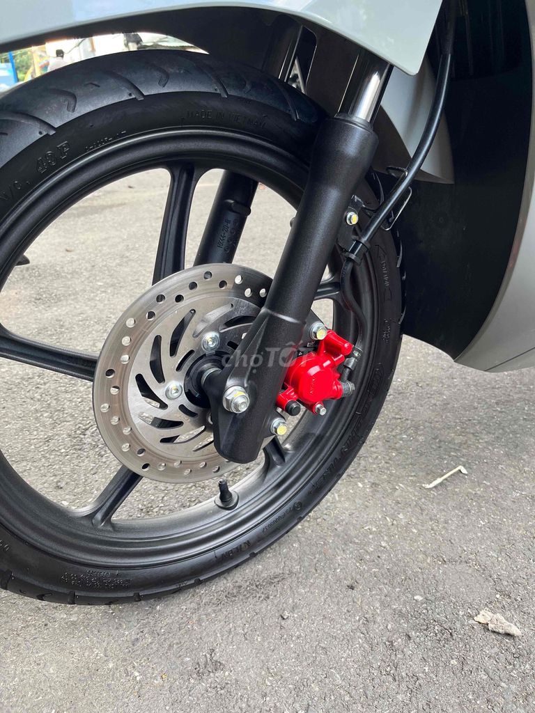 Vision bánh lớn 2024. Mua bán Xe máy tại Quận 10 Tp Hồ Chí Minh được đăng bởi Long hình 4