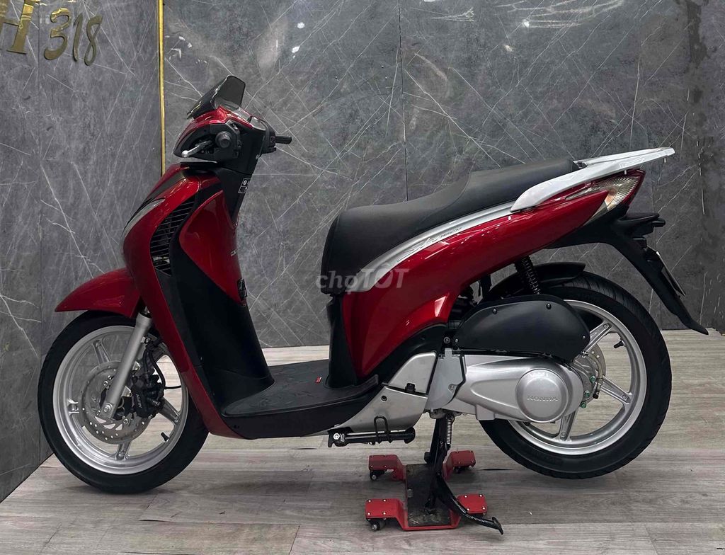 Honda SH 150i 2010 Красный Оригинальный мотор КРАСИВЫЙ НОМЕР