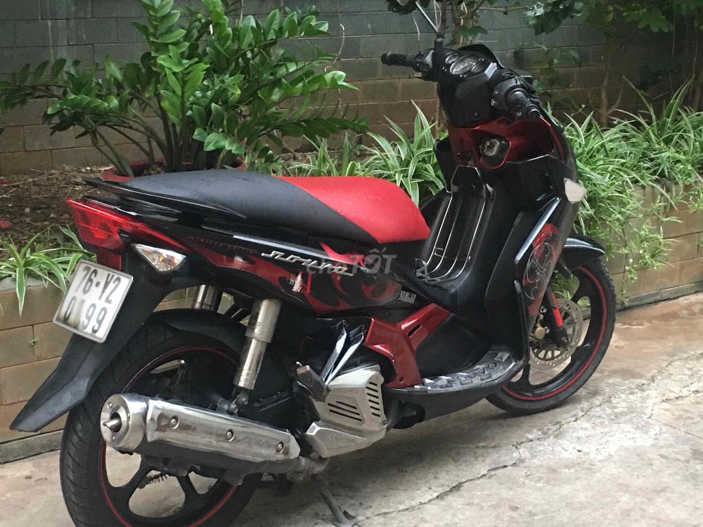 Nouvo 4,đỏ đen , xe đẹp như hình ảnh. Mua bán Xe máy tại Quận 6 Tp Hồ Chí Minh được đăng bởi Anh hoà 78 hình 5