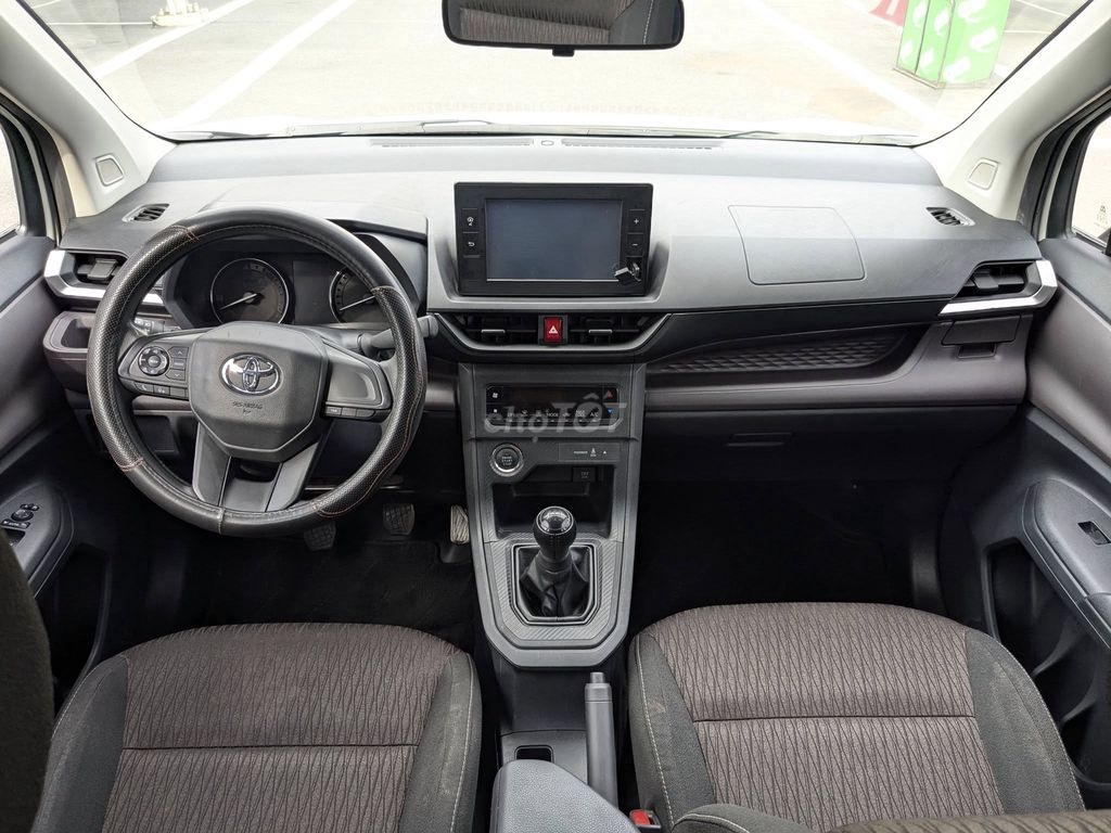 Toyota Avanza 2022 MT số sàn trắng zin. Mua bán Ô tô tại Quận 12 Tp Hồ Chí Minh được đăng bởi Xuân Trường hình 5