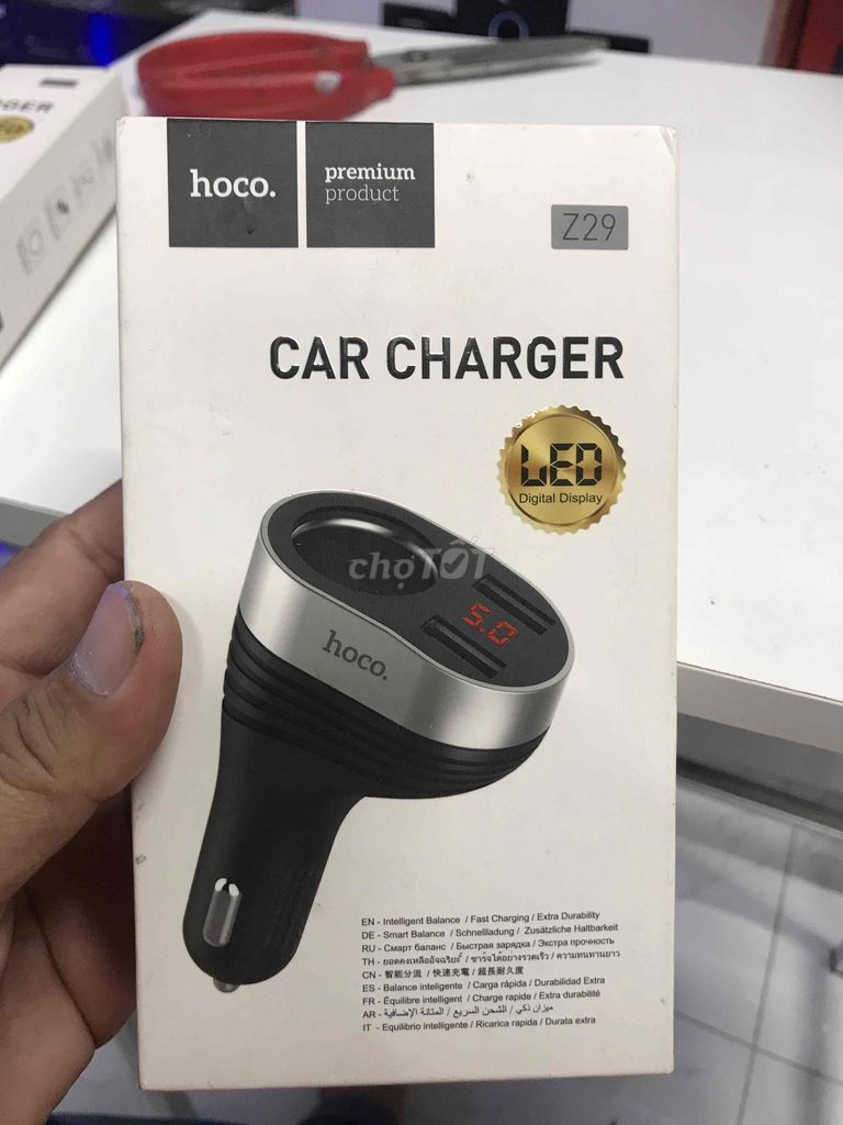 Sạc điện thoại cho ô tô 12V / 5V tại Vĩnh Long. Mua bán Phụ kiện (Màn hình, Chuột...) tại Thành phố Vĩnh Long Vĩnh Long được đăng bởi Happy Gift Shop Vĩnh Long hình 1