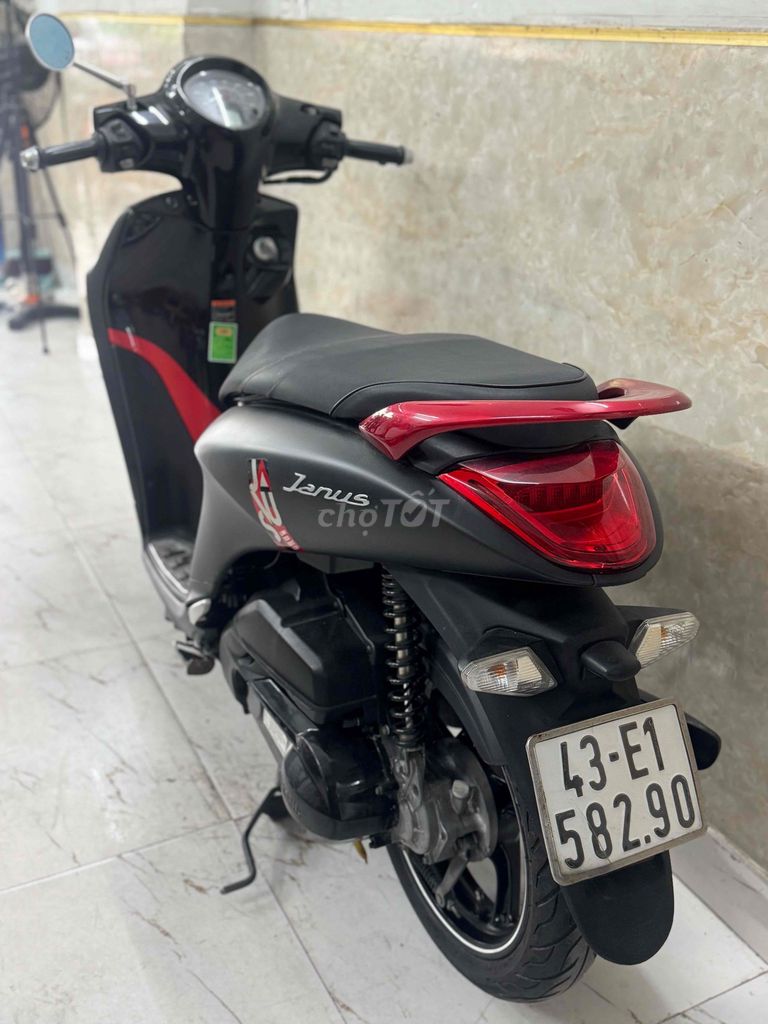 Janut khoá ga 2020 màu đen mù mới keng 43E1-582.90. Mua bán Xe máy tại Quận Sơn Trà Đà Nẵng được đăng bởi Minh Dũng bán trả góp 136 vân đồn  hình 2