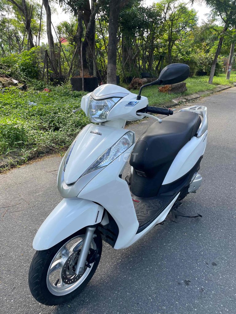 Chính chủ cần bán xe lead máy rin êm chạy ngon. Mua bán Xe máy tại Quận Liên Chiểu Đà Nẵng được đăng bởi Cửa hàng xe máy Nhớ Đình Nguyễn hình 1