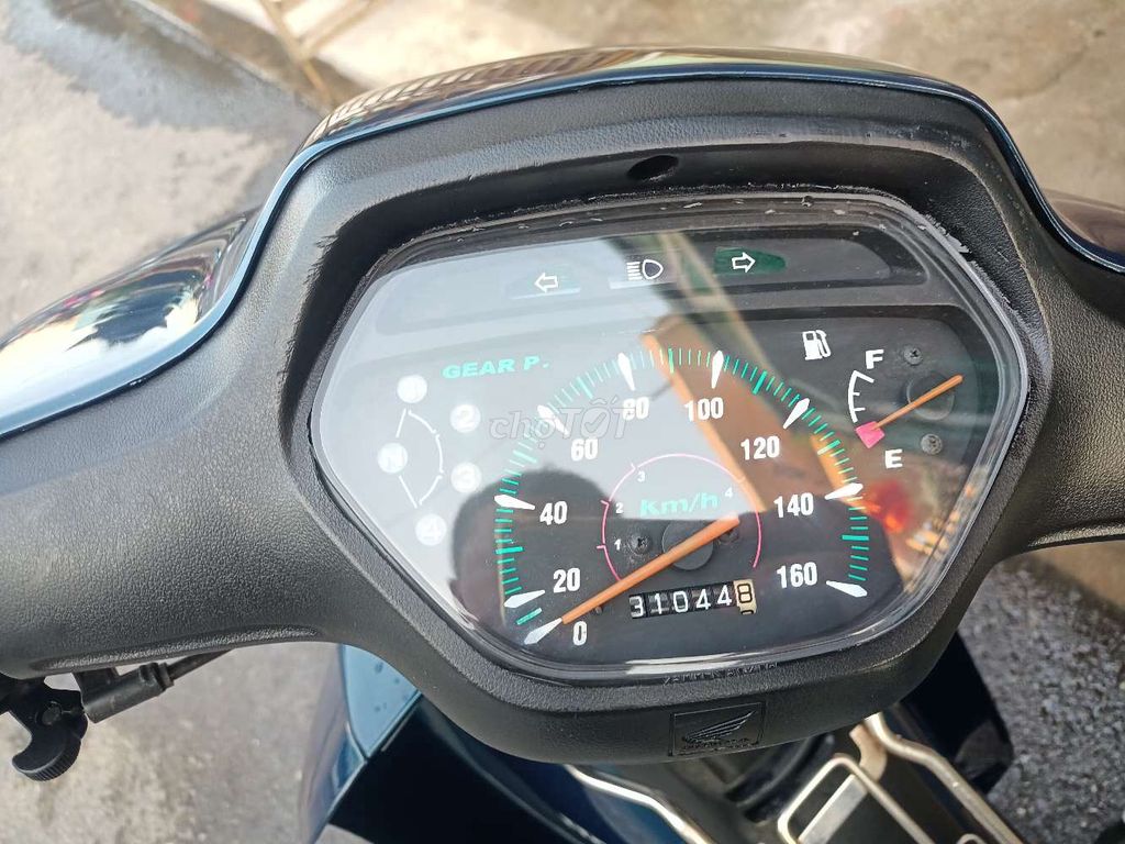 Honda wave @ 2002. Mua bán Xe máy tại Quận Thốt Nốt Cần Thơ được đăng bởi Tấn Phát hình 10