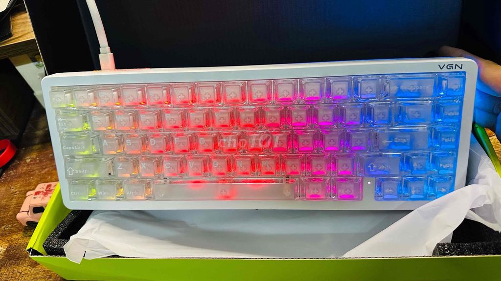 Bàn phím cơ VGN Neon68 8K Trắng. Mua bán Phụ kiện (Màn hình, Chuột...) tại Huyện Thạch Thất Hà Nội được đăng bởi Phan Anh Vũ hình 1
