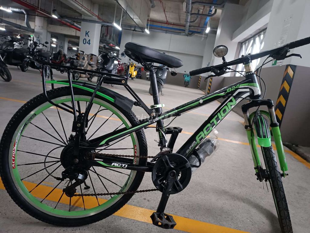 Xe thể thao 24in ACTION rất mới. Mua bán Xe đạp tại Quận 7 Tp Hồ Chí Minh được đăng bởi Hoàng Dũng Tiến hình 3