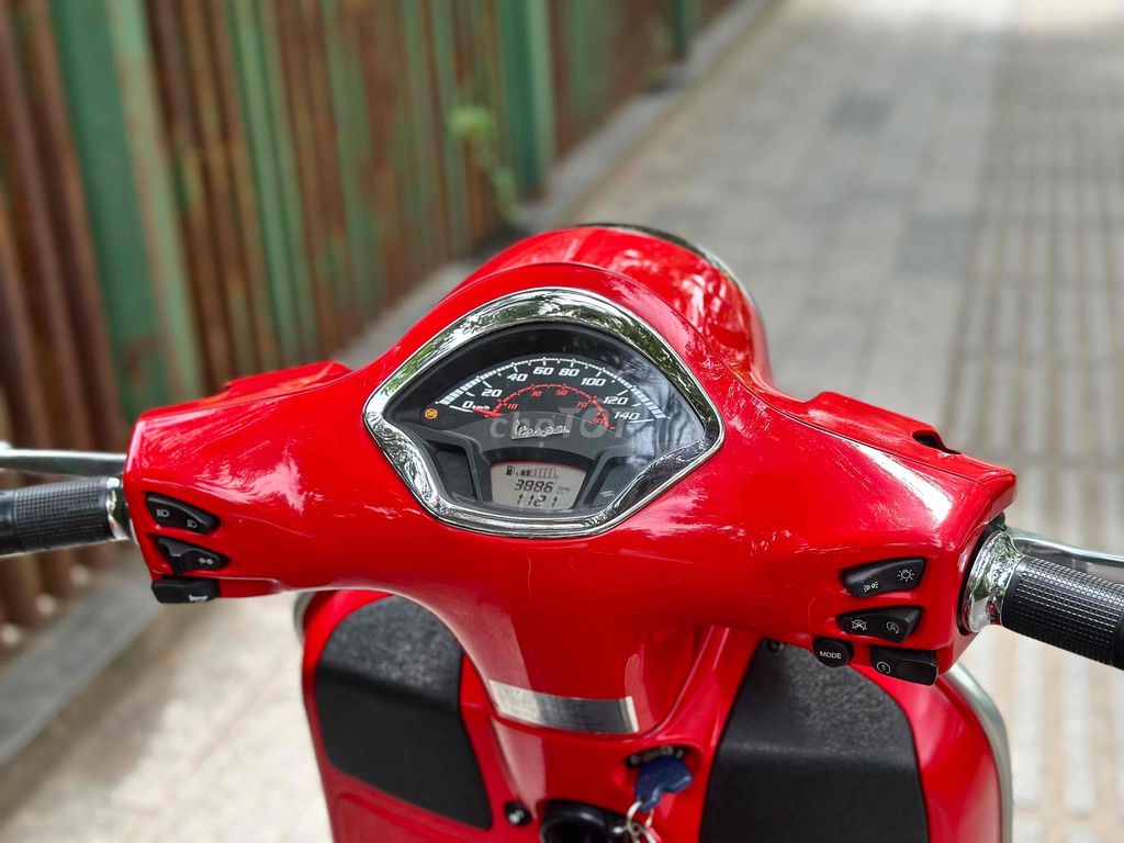 Vespa GTS 125 ABS 2020. Mua bán Xe máy tại Quận Cầu Giấy Hà Nội được đăng bởi Tuấn Việt Motor hình 6