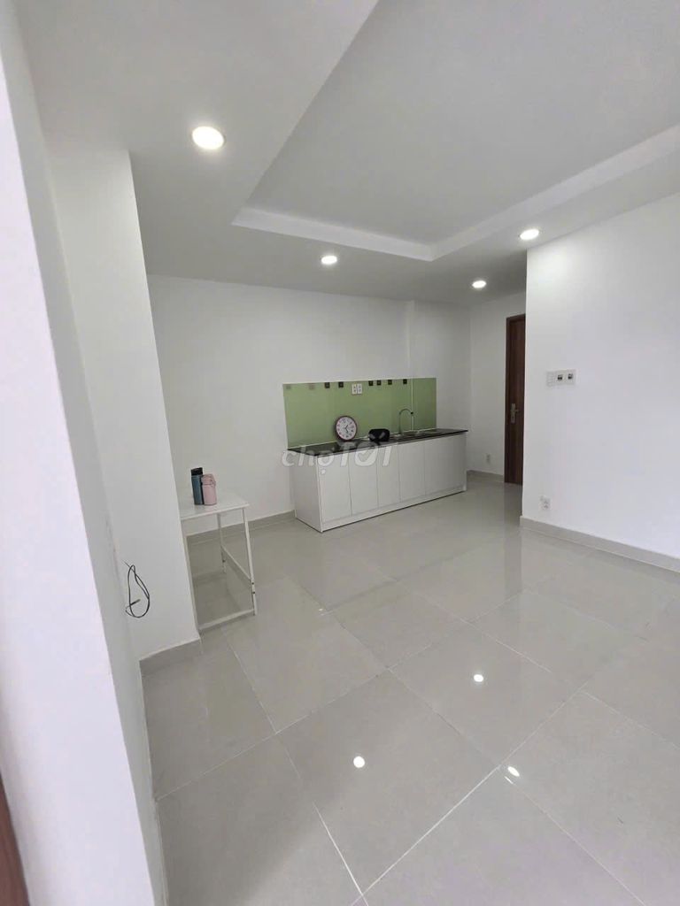 Cho thuê căn hộ Samsora 34m2,1PN,1WC giá thuê 4tr/tháng, NT cơ bản