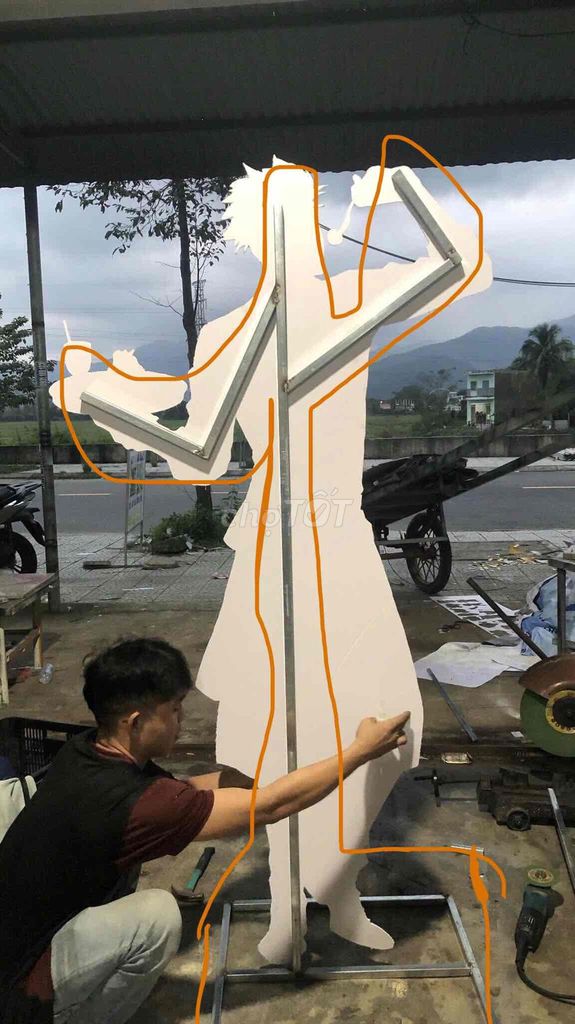Khung standee Sắt Bạc. Mua bán Sở thích khác tại Quận Hải Châu Đà Nẵng được đăng bởi Uyen Nguyen hình 1