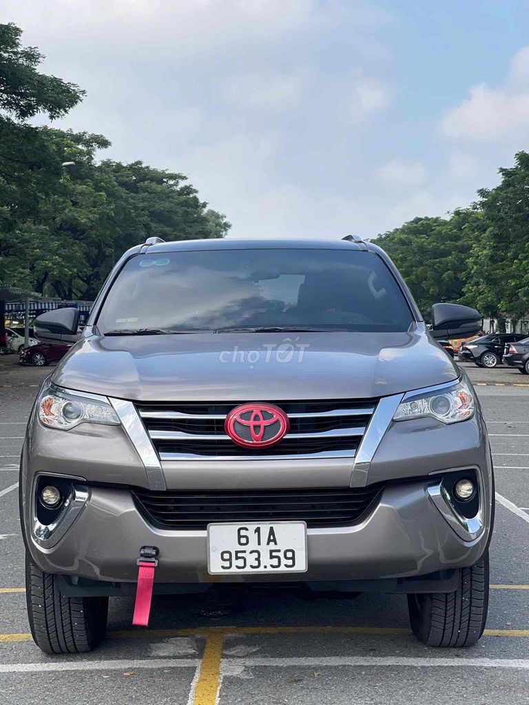 Toyota Fortuner 2019 2.4G 4x2 AT - 121000 km