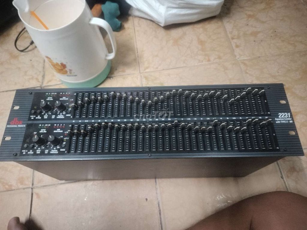 Lọc âm thanh dbx 2231 Đen. Mua bán Tivi, Âm thanh tại Quận 7 Tp Hồ Chí Minh được đăng bởi Hieu Tran hình 1