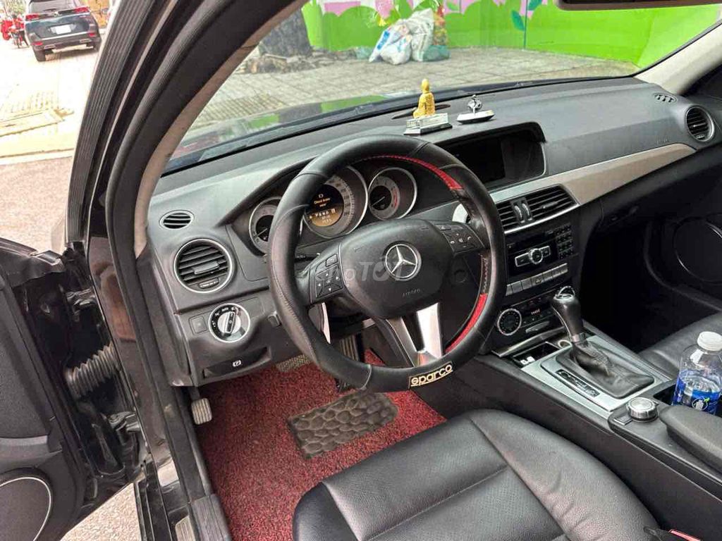 Mercedes Benz C Class 2012 C200 - 90000 km. Mua bán Ô tô tại Huyện Hóc Môn Tp Hồ Chí Minh được đăng bởi chuppy nail hình 6