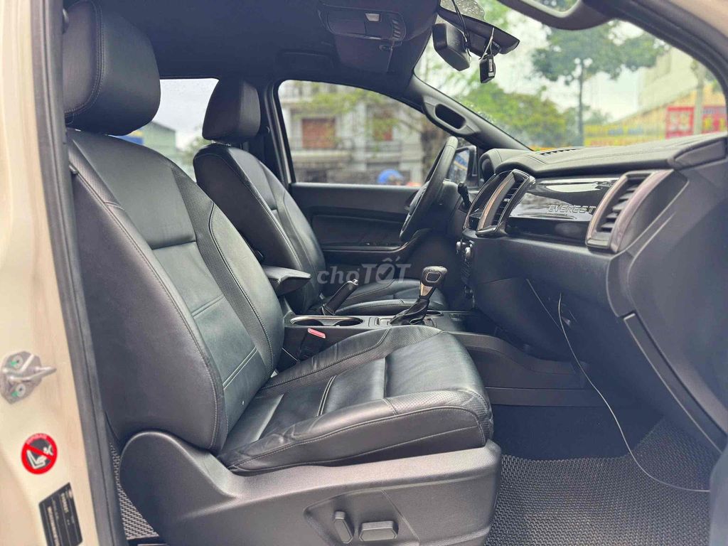 Ford Everest 2019 titanium 2.0L AT - 128000 km. Mua bán Ô tô tại Thành phố Pleiku Gia Lai được đăng bởi Đào Thanh Tài hình 20