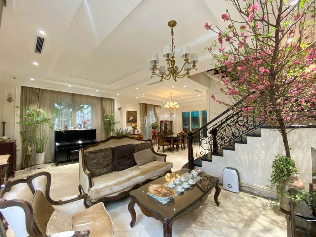 Вилла Vinhomes Riverside Лонгбиен 133м² — Скидка 10 млрд