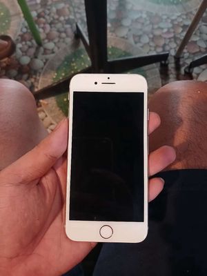 IPhone 8 trắng 64gb quốc tế. Mua bán Điện thoại tại Quận Bình Tân Tp Hồ Chí Minh được đăng bởi V I N H