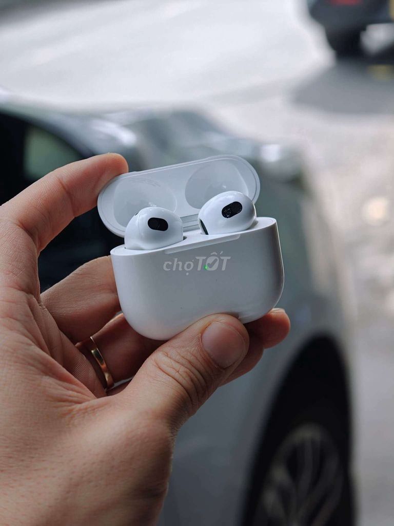 Tai nghe không dây Apple AirPods 3 Trắng. Mua bán Tivi, Âm thanh tại Quận Thanh Khê Đà Nẵng được đăng bởi Nguyễn Nghĩa Store 145 Trần Cao Vân hình 1