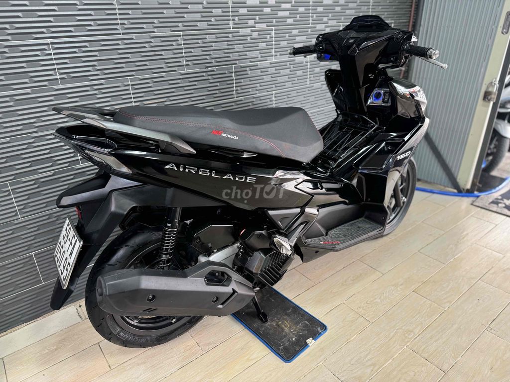 Honda AB 160 2024 Đen bóng kiễng Bstp. Mua bán Xe máy tại Quận Bình Thạnh Tp Hồ Chí Minh được đăng bởi kelwin hình 11