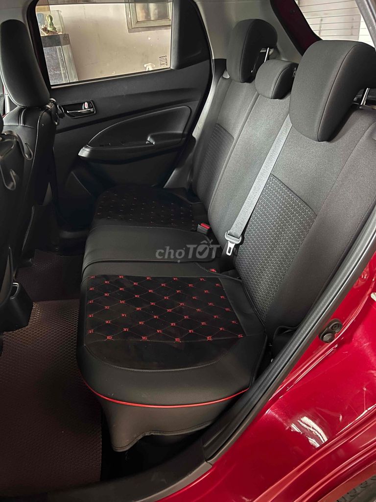 Suzuki Swift 2019 GLX 1.2 CVT - 50000 km. Mua bán Ô tô tại Thành phố Buôn Ma Thuột Đắk Lắk được đăng bởi Đức Yên hình 7