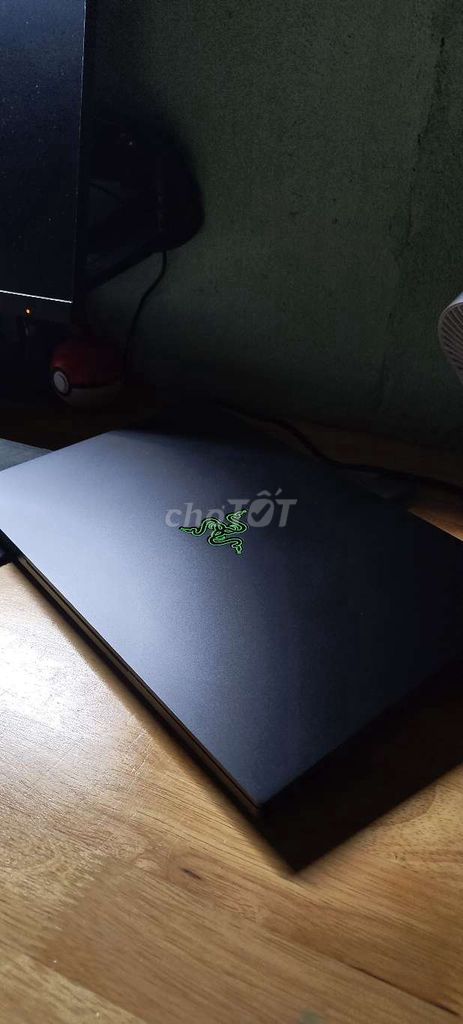Razer Blade 15 i7 10th Gen 16GB/512GB. Mua bán Laptop tại Quận 8 Tp Hồ Chí Minh được đăng bởi fad hình 1