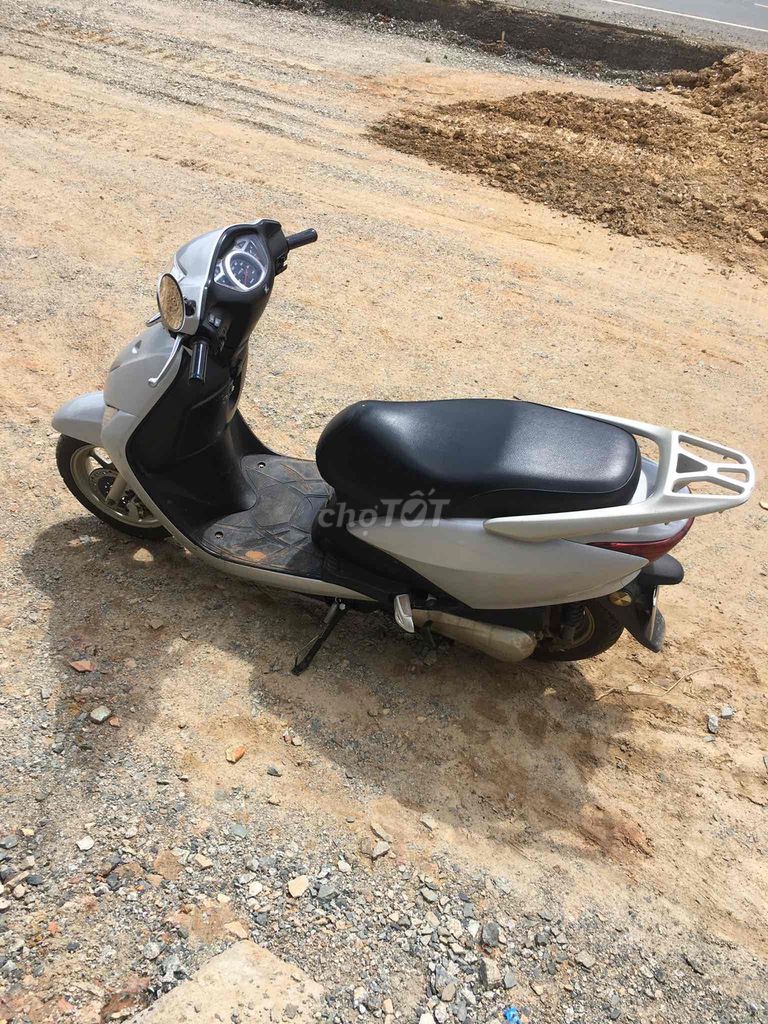 cần bán lại xe scr cua nhật xe chạy êm. Mua bán Xe máy tại Huyện Đức Trọng Lâm Đồng được đăng bởi Trần Thảo hình 1