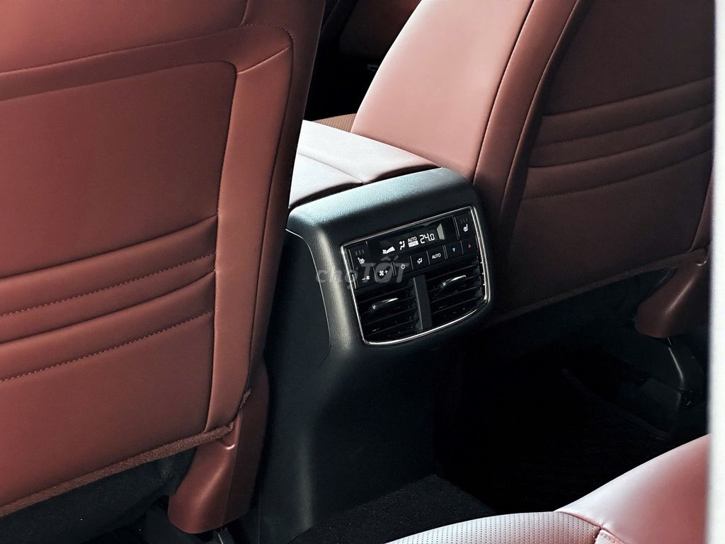 Mazda CX 8 2024 2.5 Premium, như mới với 9000 km. Mua bán Ô tô tại Quận Long Biên Hà Nội được đăng bởi Long Biên Cars hình 6