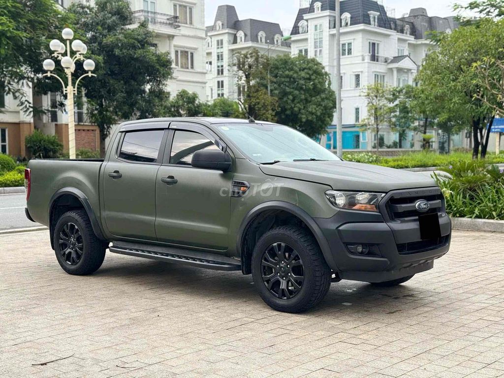 Ford Ranger XLS 2017, зелёный мох