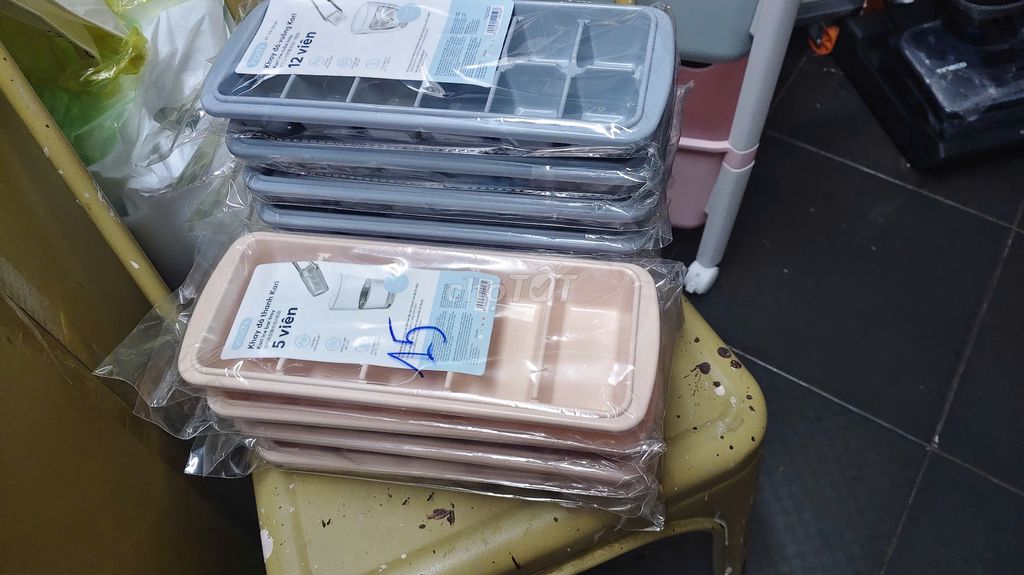 Khay đá Inochi mới 100% 5 viên và 12 viên. Mua bán Dụng cụ nhà bếp tại Quận Bình Thạnh Tp Hồ Chí Minh được đăng bởi Hung hình 1