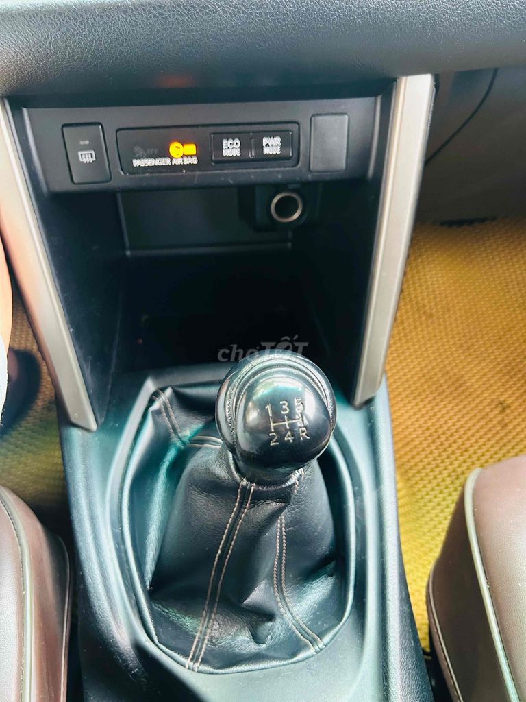 Toyota Innova 2017 2.0E - 140000 km. Mua bán Ô tô tại Thành phố Tuy Hòa Phú Yên được đăng bởi Lịch hình 7