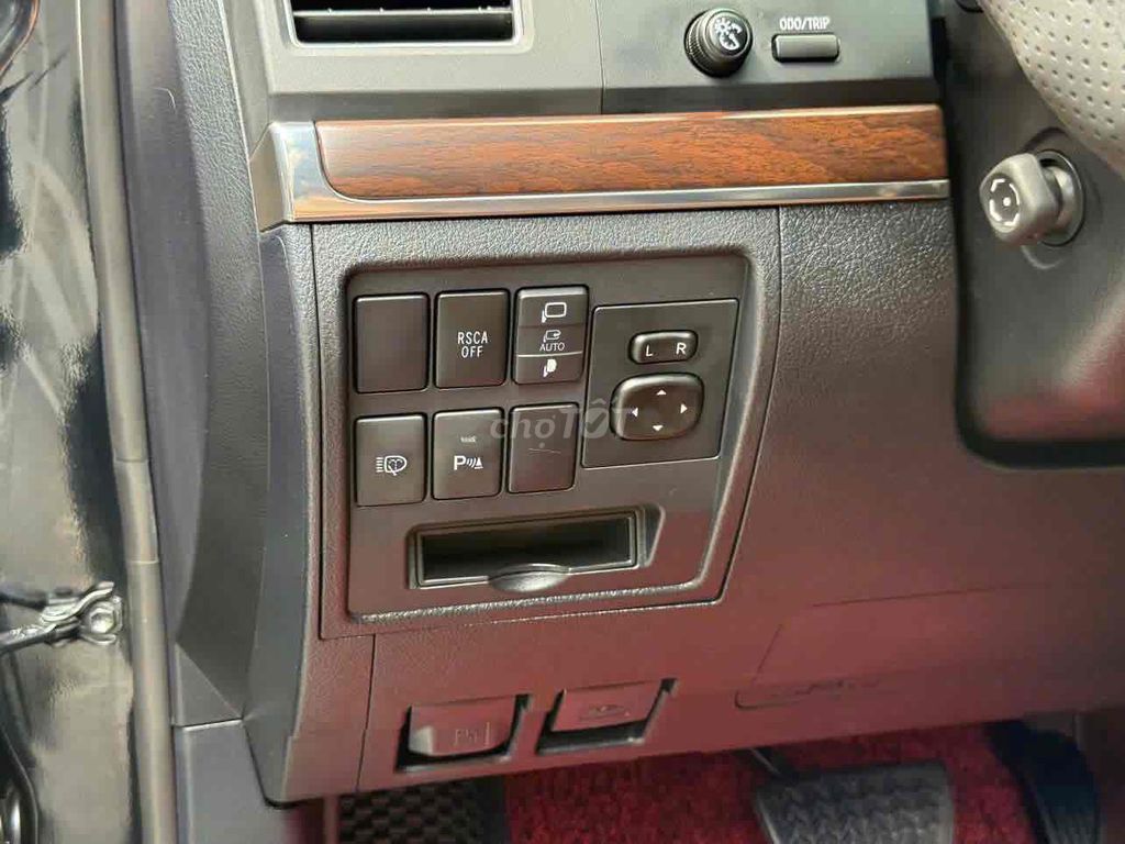 Toyota LandCruiser VX 4.6 V8 sx 2020 màu đen. Mua bán Ô tô tại Quận Cầu Giấy Hà Nội được đăng bởi Cao Quý hình 11