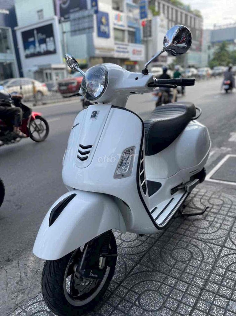 PIAGIIO SUPER/300cc Quastar - model 2019. Mua bán Xe máy tại Quận Phú Nhuận Tp Hồ Chí Minh được đăng bởi vespa cũ PiAGIO Cao Cấp TUẤN CƯƠNG SAIGON  hình 3