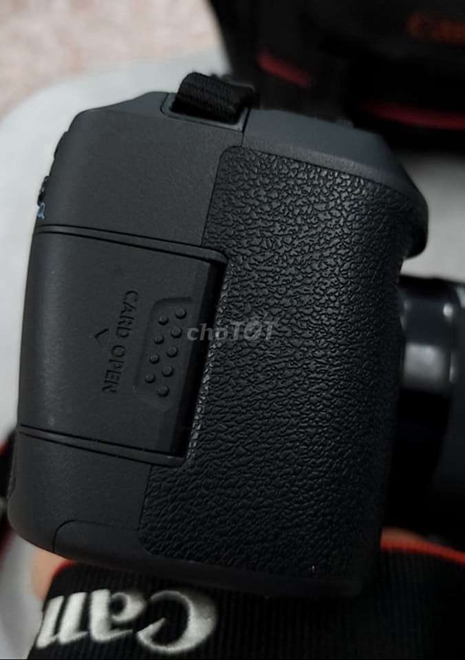 Cần bán Canon R + ngàm Viltrox + lens 17-40 f4L