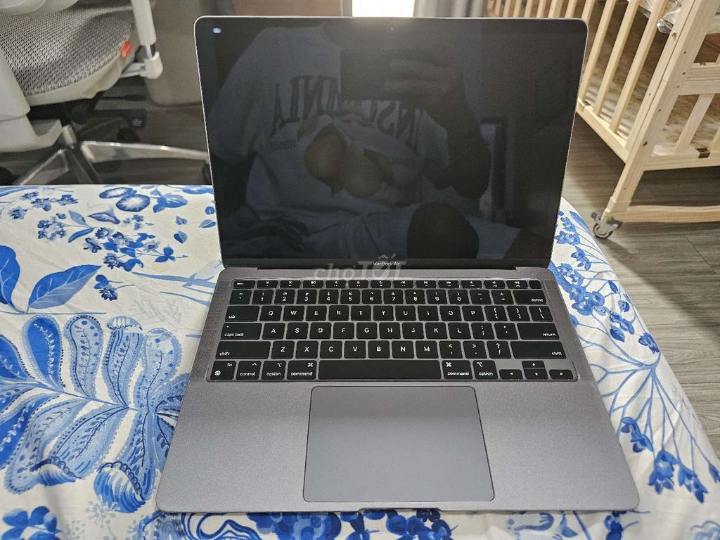 Apple MacBook Air M1 16GB/256GB Xám. Mua bán Laptop tại Quận 5 Tp Hồ Chí Minh được đăng bởi Tăng Thiệu Kiến hình 1