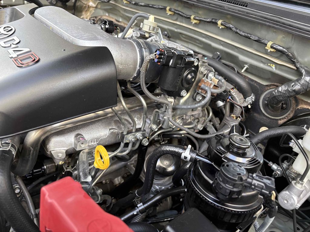 Toyota Fortuner 2011 2.5g máy dầu số sàn. Mua bán Ô tô tại Quận Hai Bà Trưng Hà Nội được đăng bởi Bùi hiển hình 8