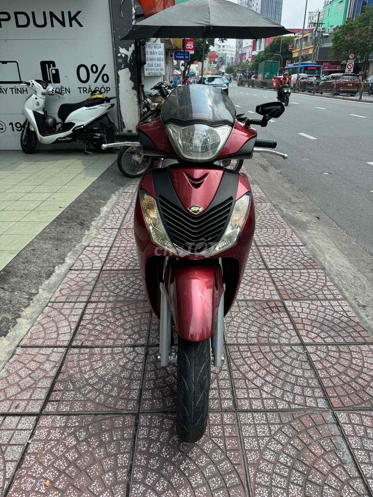 Хонда SH125 Италия 2010 красная
