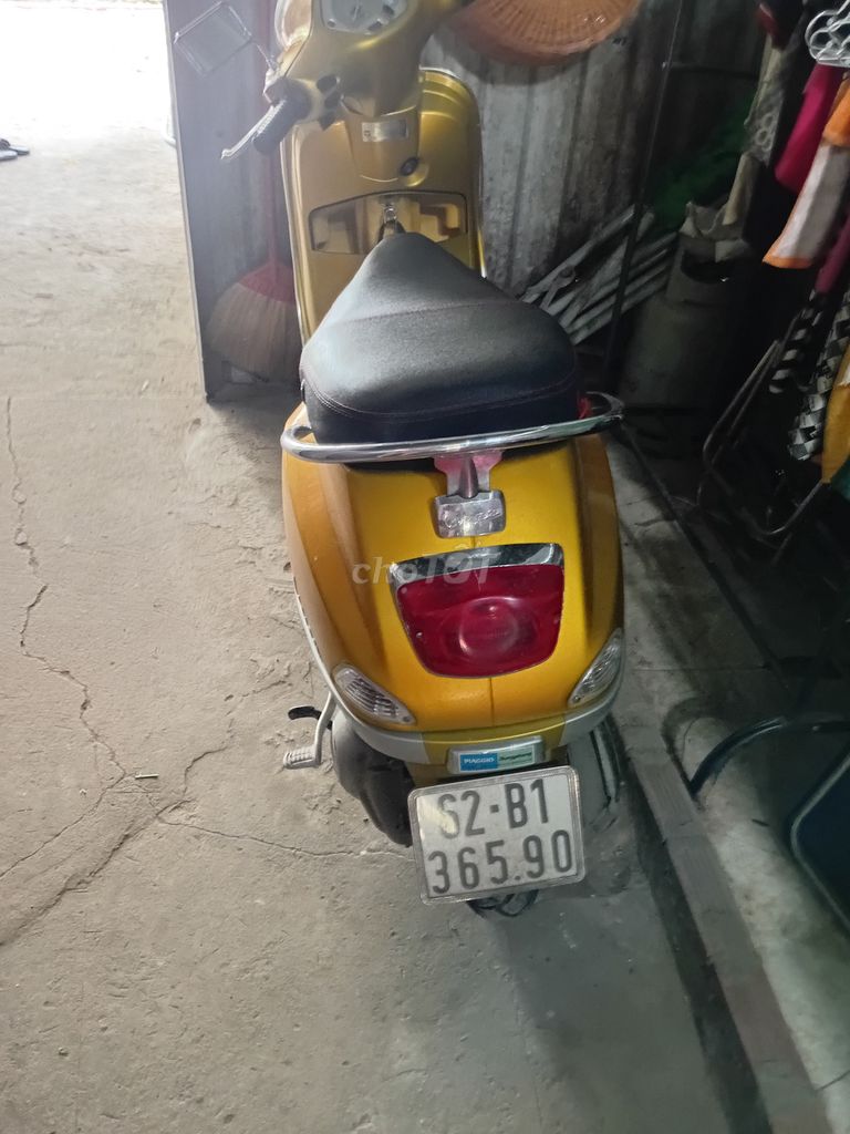 Xe vespa 125cc như hình. Mua bán Xe máy tại Huyện Bình Chánh Tp Hồ Chí Minh được đăng bởi Lam Ngoc hình 4