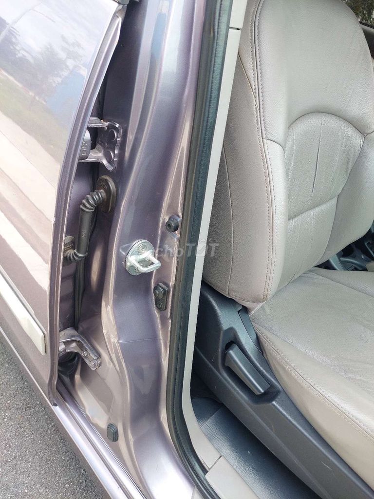 2005 - 150000 km. Mua bán Ô tô tại Quận 12 Tp Hồ Chí Minh được đăng bởi Nguyễn long  hình 18