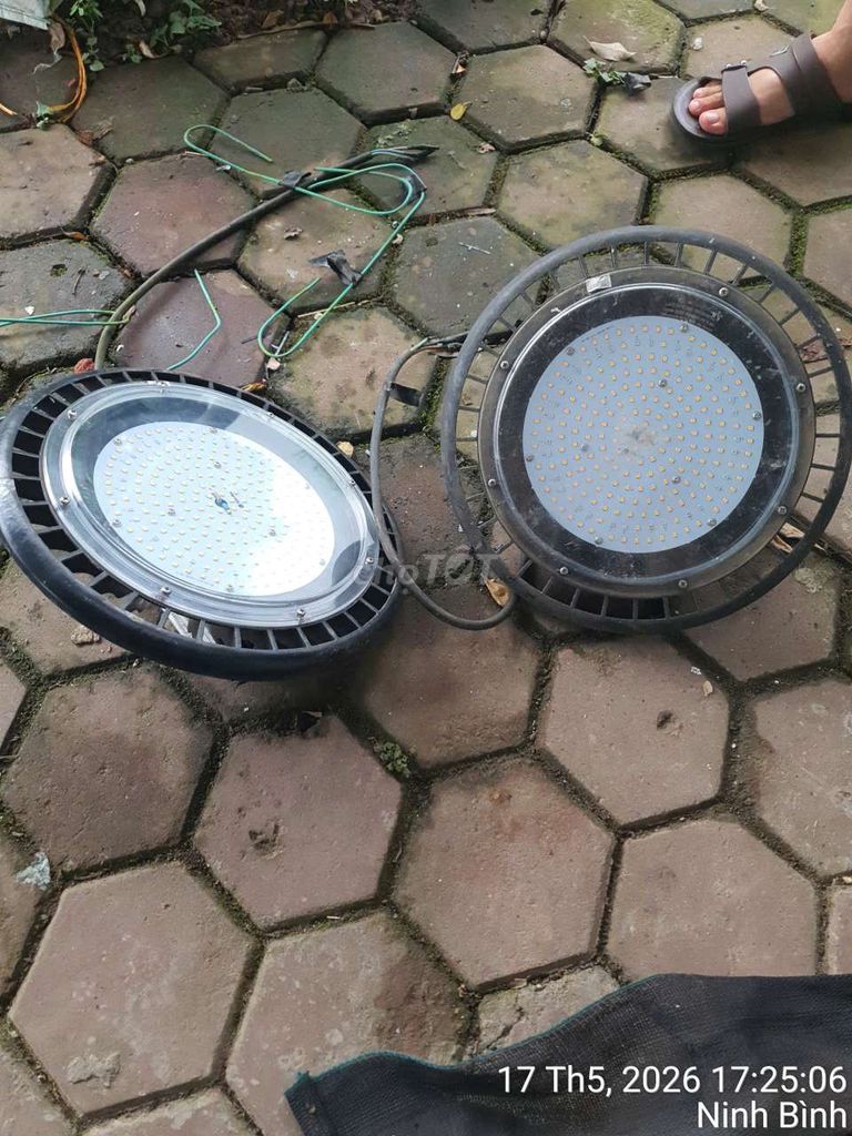 Đèn LED Rạng Đông UFO30. Mua bán Đèn tại Thị xã Duy Tiên Hà Nam được đăng bởi Hieu Tran hình 1