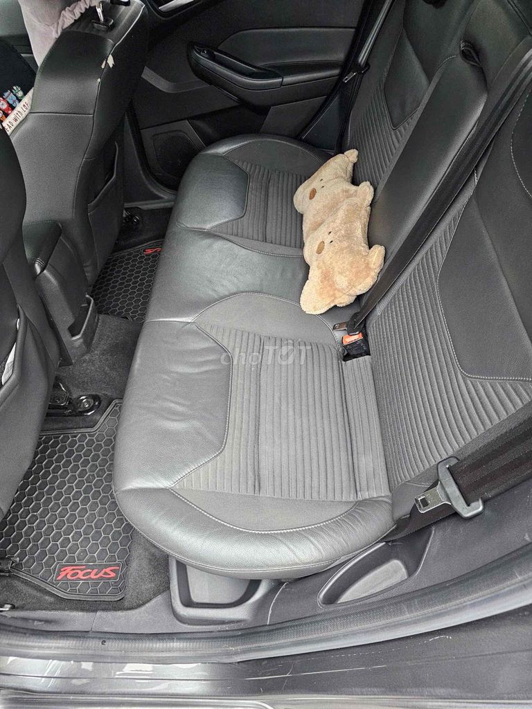 Ford Focus 2016 Titanium 2.0 AT - 80000 km. Mua bán Ô tô tại Quận Cầu Giấy Hà Nội được đăng bởi Duy Lê hình 4