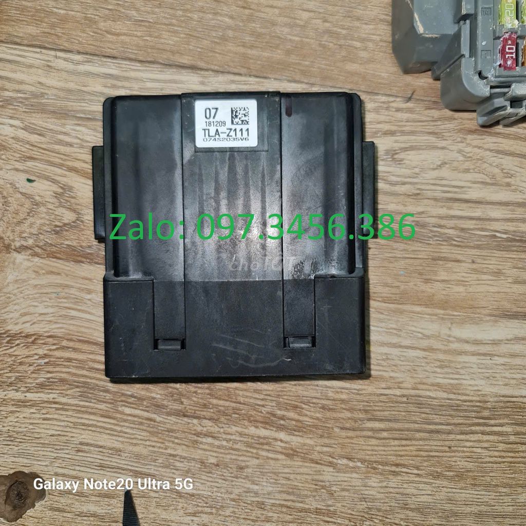 Hộp điều khiển túi khí, IBM, ECU, hộp đen, hộp hộp. Mua bán Phụ tùng xe tại Quận Hai Bà Trưng Hà Nội được đăng bởi Hải Xuân hình 3