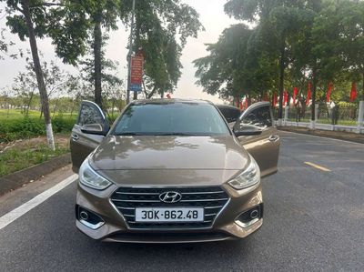 Hyundai Accent Số tự động màu Nâu