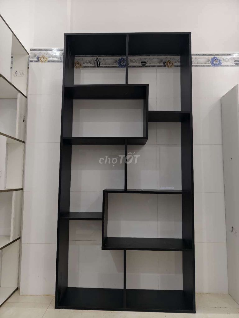 Kệ sách đa năng MDF. Mua bán Tủ, kệ gia đình tại Huyện Bình Chánh Tp Hồ Chí Minh được đăng bởi VIP Decor hình 3