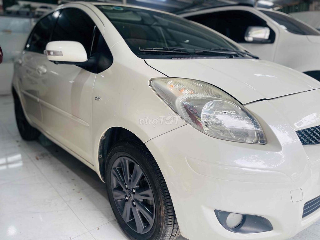 Toyota Yaris 2013 - 60000 km. Mua bán Ô tô tại Quận Hoàng Mai Hà Nội được đăng bởi Phạm quang đồng hình 3