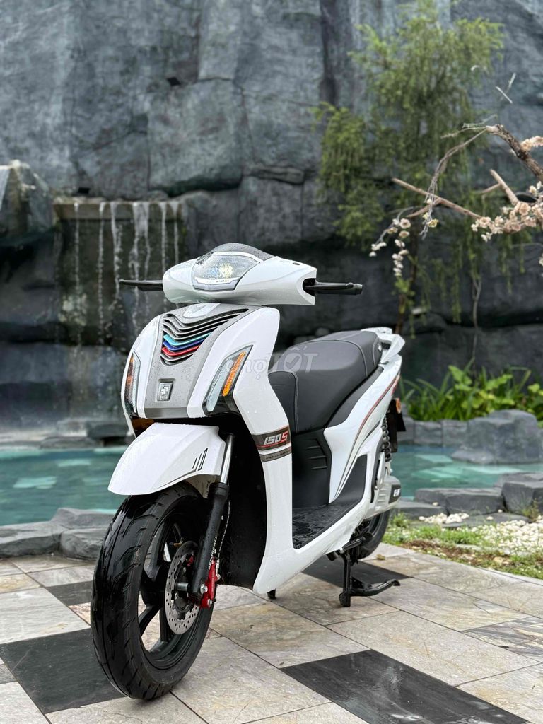 BF model 2026 (BF 150S/ 150i). Mua bán Xe điện tại Quận Đống Đa Hà Nội được đăng bởi Xe Bảo Tín 61 Nguyễn Lương Bằng HN hình 3