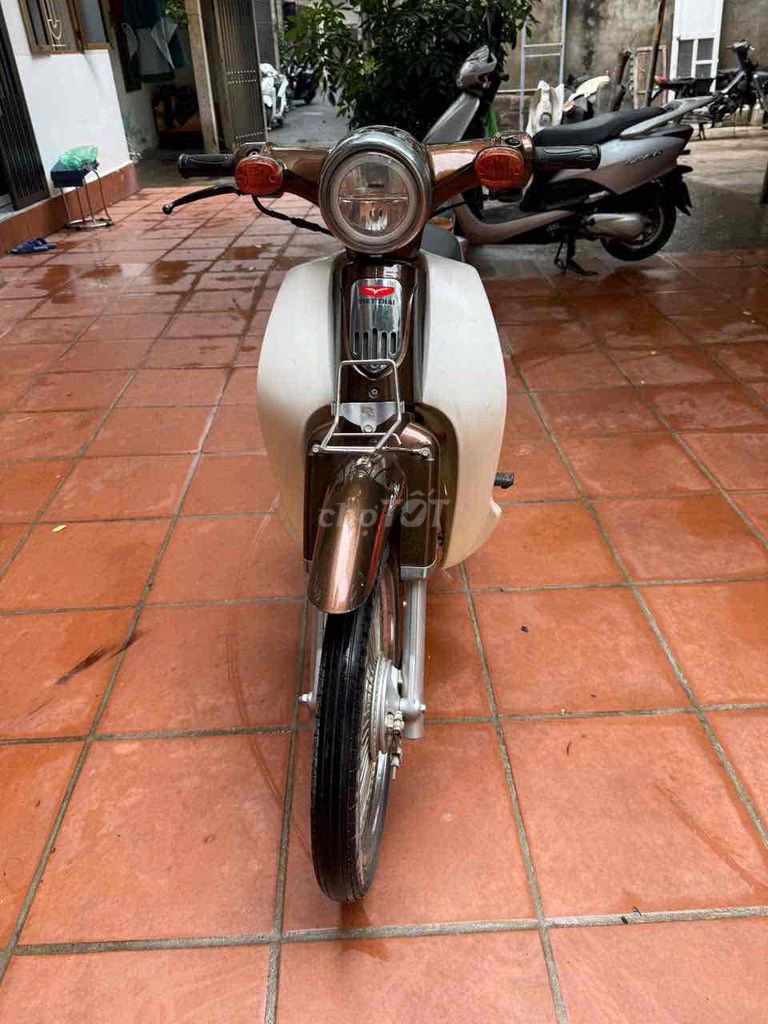 e bán xe cúp 50cc xe còn rất đẹp đời cao đèn lead. Mua bán Xe máy tại Quận Long Biên Hà Nội được đăng bởi Nguyen Chung hình 6