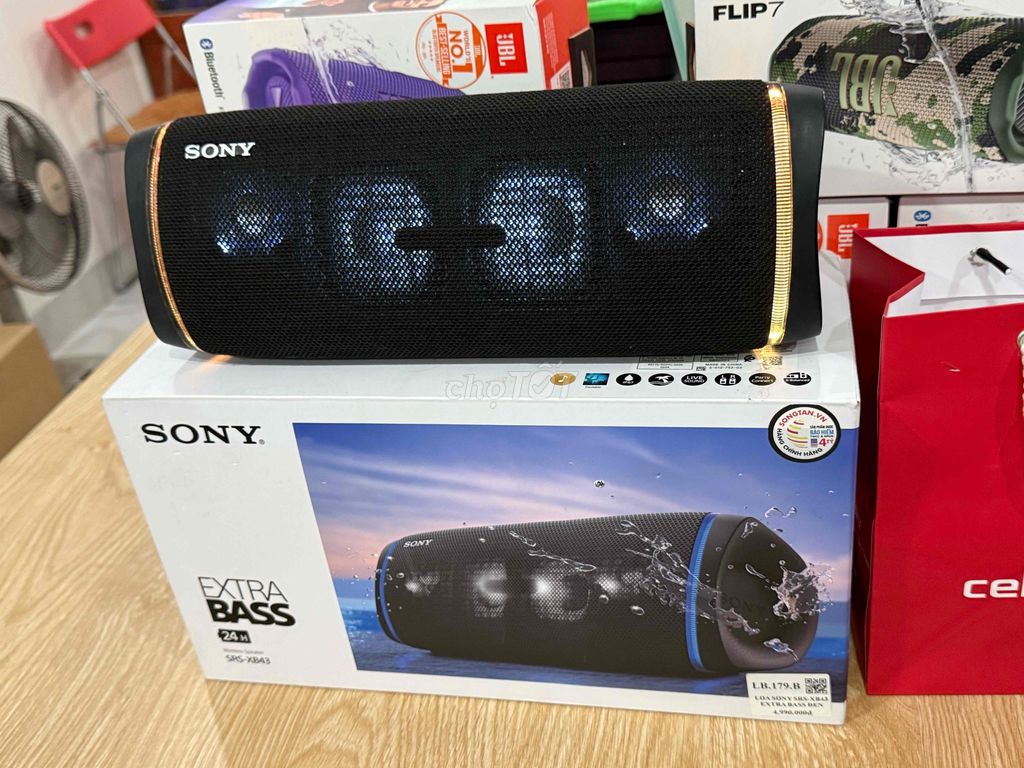 Loa Sony XB43 Đen fullbox pin ngon zin đét. Mua bán Tivi, Âm thanh tại Quận Tân Phú Tp Hồ Chí Minh được đăng bởi Nguyễn Đức Tâm hình 1