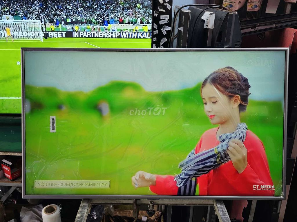 Tivi Samsung 4K UHD 43"RU7400. Giọng Nói - Ảnh Nét. Mua bán Tivi, Âm thanh tại Huyện Hóc Môn Tp Hồ Chí Minh được đăng bởi Quốc Vinh hình 1