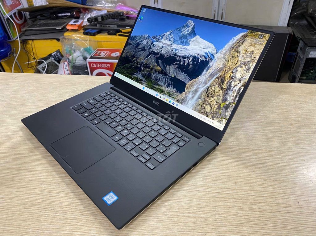 Dell Xps 15 7590  Mỏng Đẹp. Mua bán Laptop tại Quận Nam Từ Liêm Hà Nội được đăng bởi Danh Mạnh hình 1