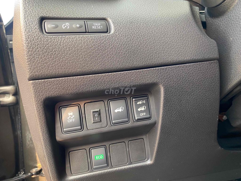 Nissan X trail 2016 2.0 2WD Premium. Mua bán Ô tô tại Quận Nam Từ Liêm Hà Nội được đăng bởi KM Auto hình 10